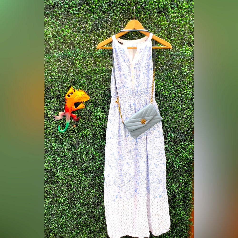 Twirl into summer nights in this adorable maxi dress!